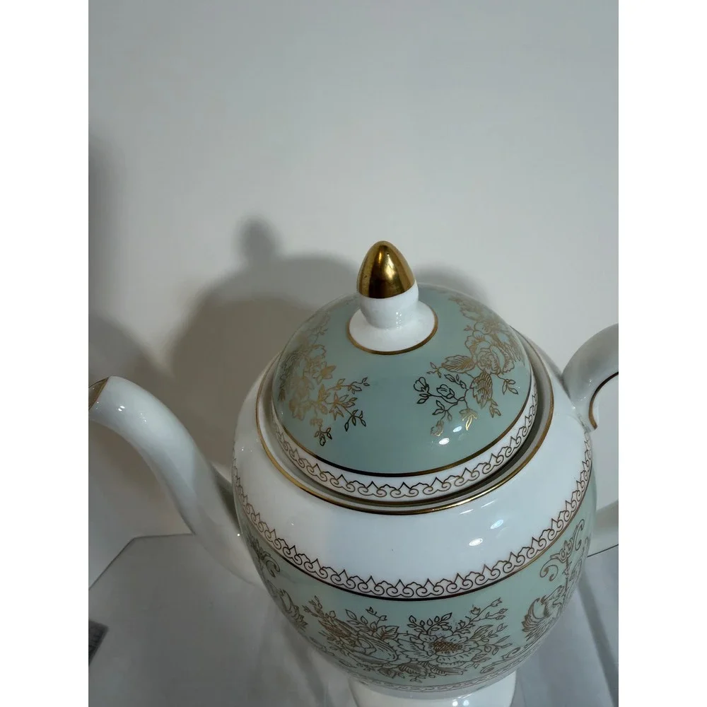 Wedgwood Gold Columbia Sage Green Coffee Pot Bone China Gryphon England 10.5in - Picture 4 of 10